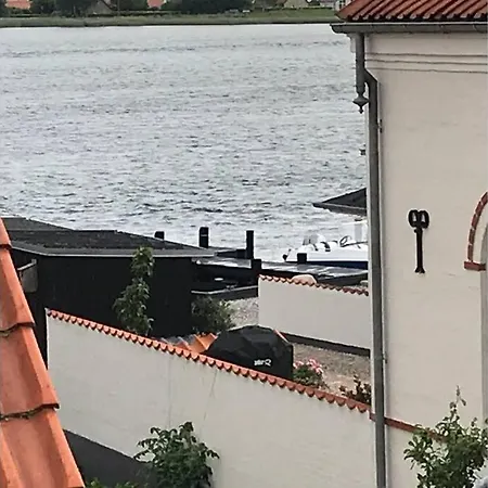 Eksklusiv Penthouselejlighed Med Altan Og Havnekik Kerteminde