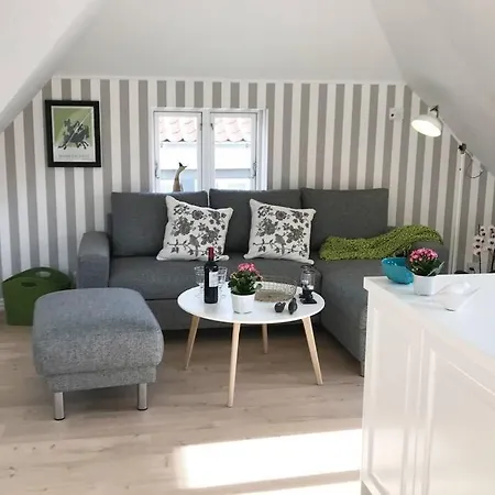 Eksklusiv Penthouselejlighed Med Altan Og Havnekik * Kerteminde