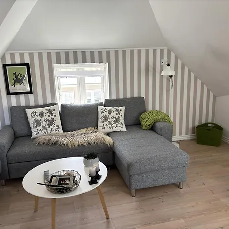 Apartamento Eksklusiv Penthouselejlighed Med Altan Og Havnekik Kerteminde